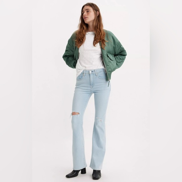 Levi's 726 high rise Light Blue Flare Jeans distressed, size 28 - Picture 1 of 6